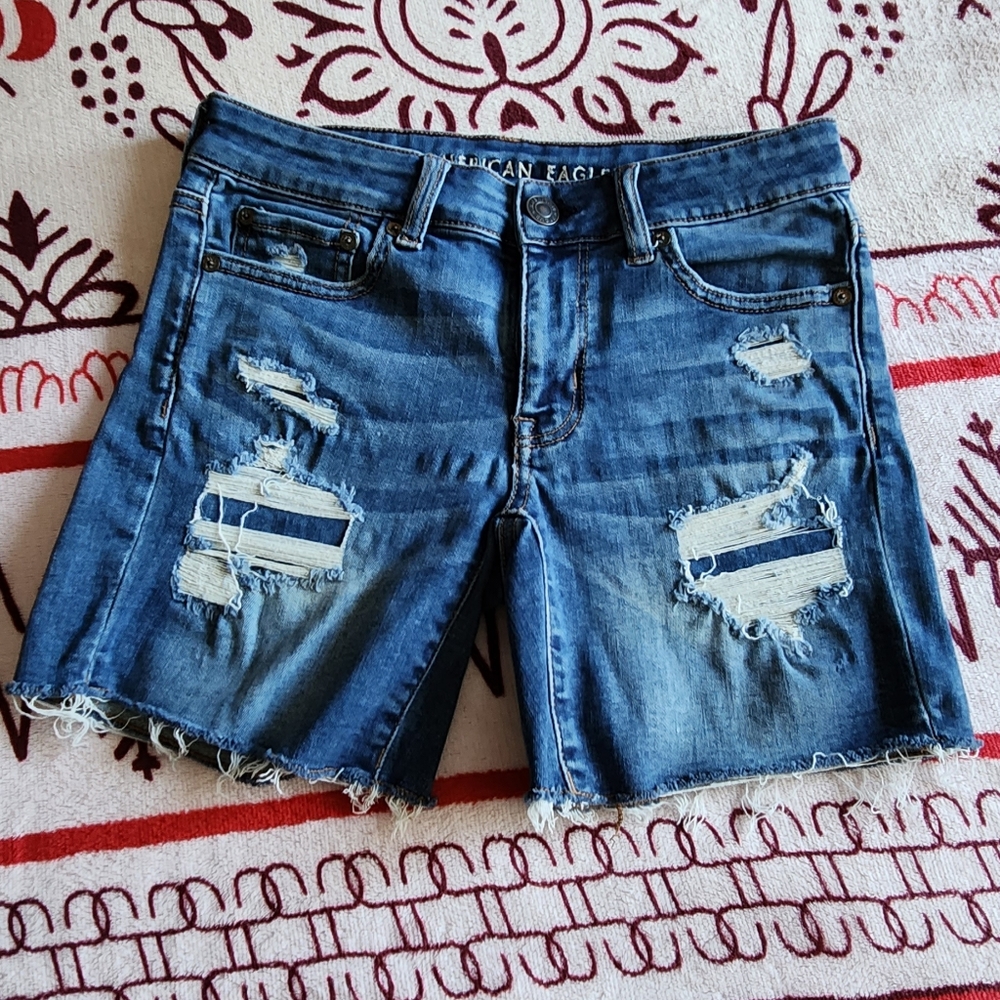 American Eagle shorts Size 2